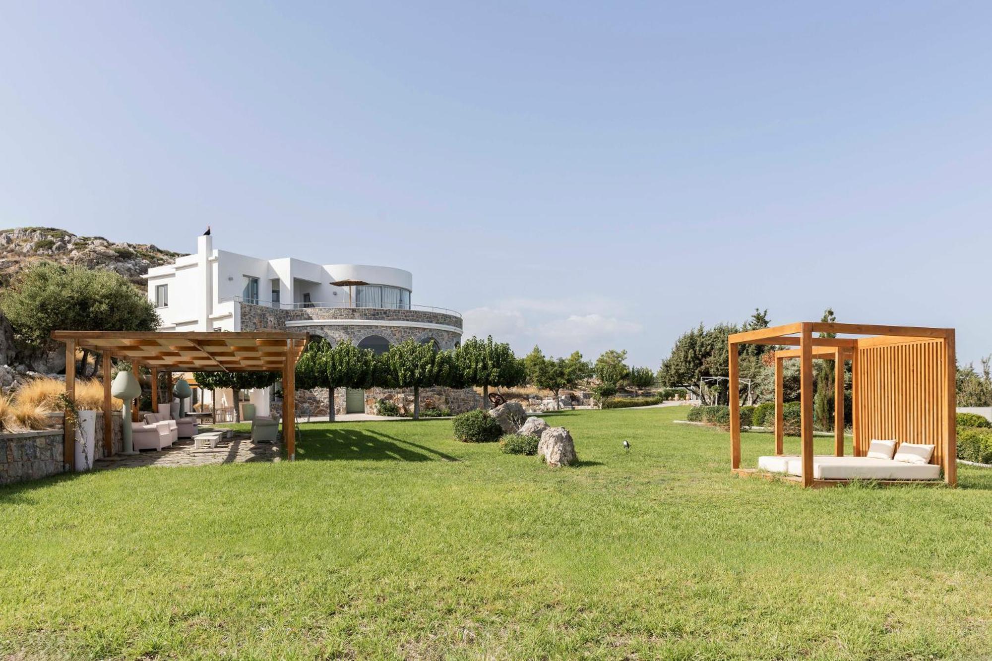 Kouros Exclusive Hotel & Suites - Adults Only ファリラキ エクステリア 写真