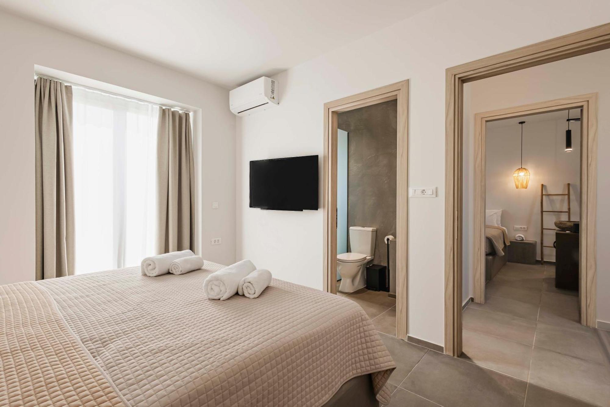 Kouros Exclusive Hotel & Suites - Adults Only ファリラキ エクステリア 写真