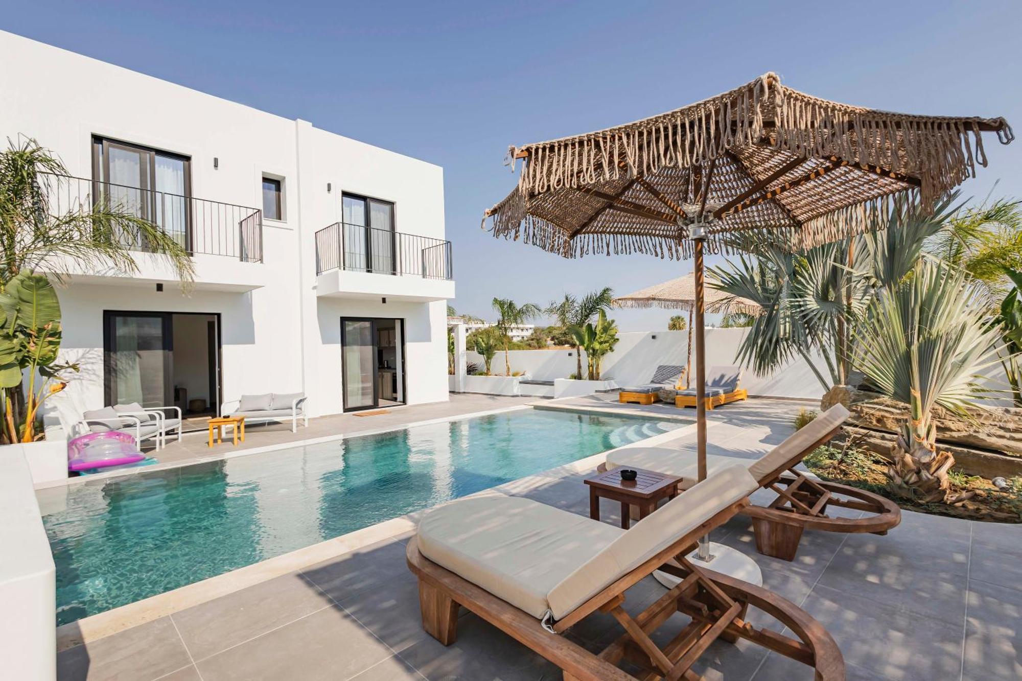 Kouros Exclusive Hotel & Suites - Adults Only ファリラキ エクステリア 写真